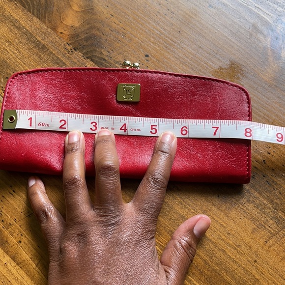 Liz Claiborne wallet - Picture 6 of 7